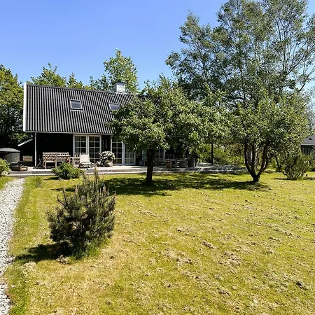 Wood With Fireplace And Nordic Design Casa vacanze Vejby