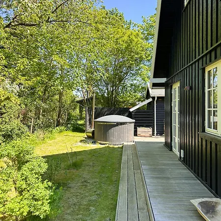 Wood With Fireplace And Nordic Design Casa vacanze